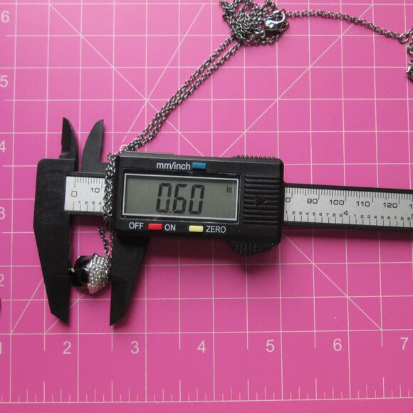 🖤🌹 Swarovski Black Rose Pendant Necklace Enamel Pave Crystal Dark Silver Tone - Picture 9 of 13